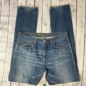 AMERICAN EAGLE Straight Leg Jeans